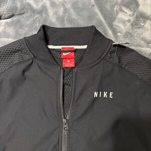 Nike Women’s Black Running Jacket